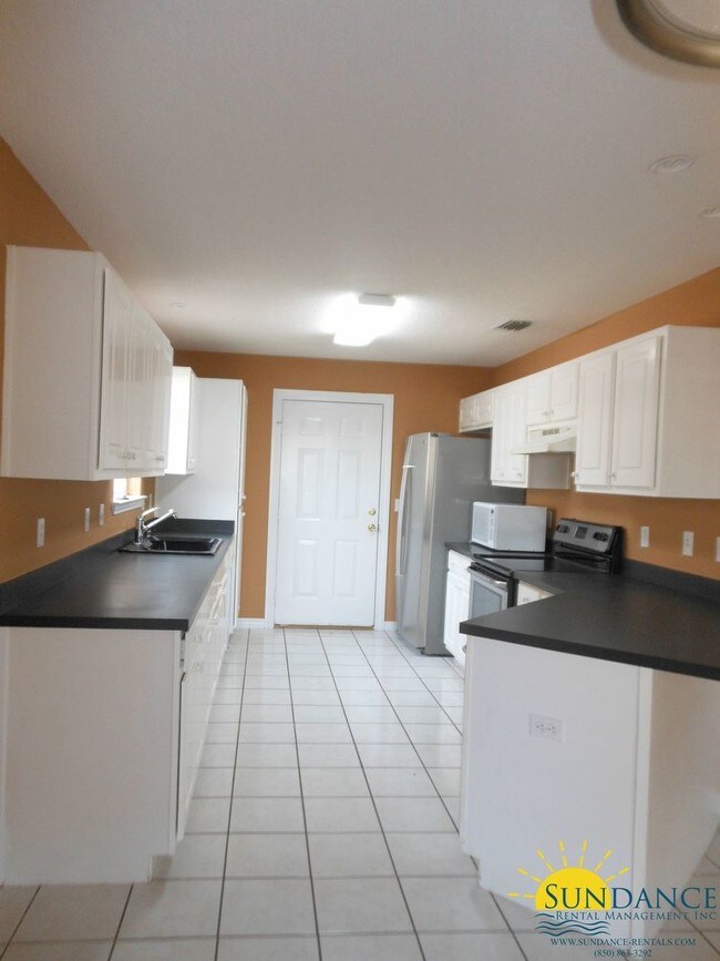 Building Photo - 30 Snook Rd