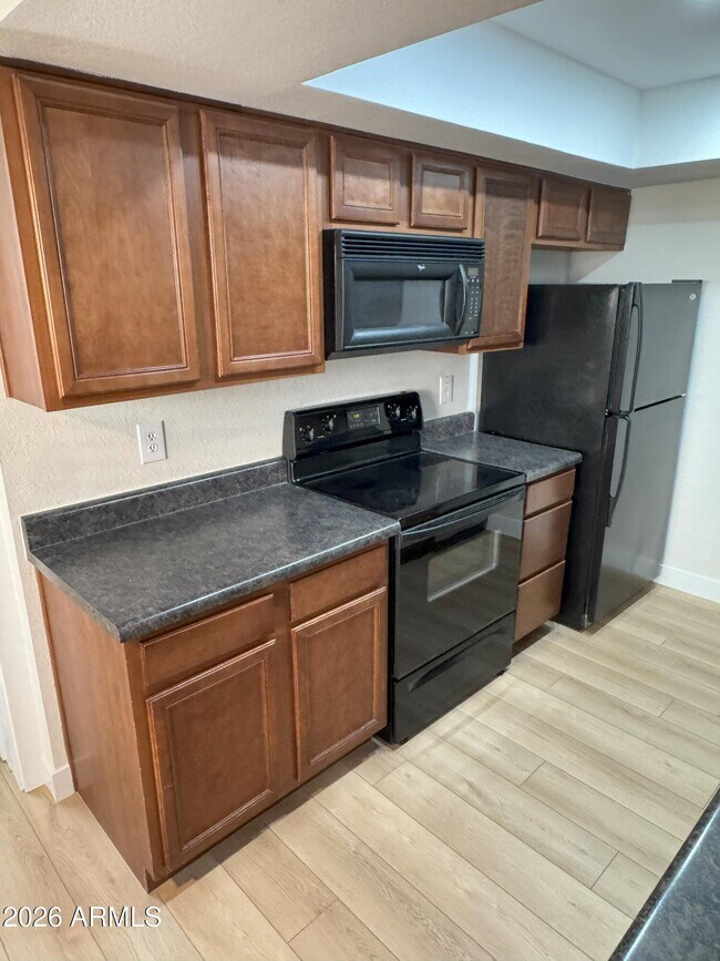 Building Photo - 8530 E Belleview St