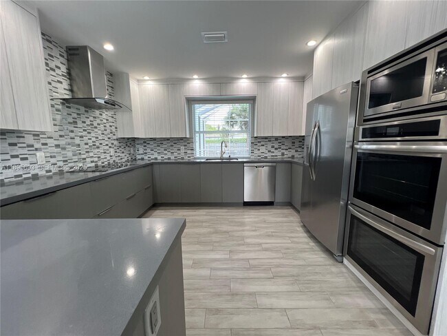 Foto del edificio - 1405 N 46th Ave