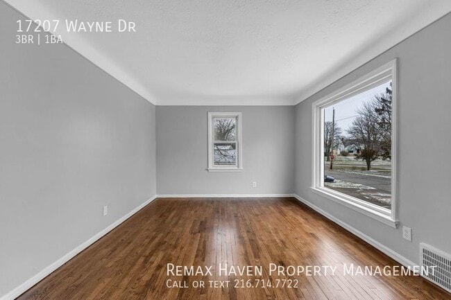 Building Photo - 17207 Wayne, Cleveland- Spacious 3 bedroom...