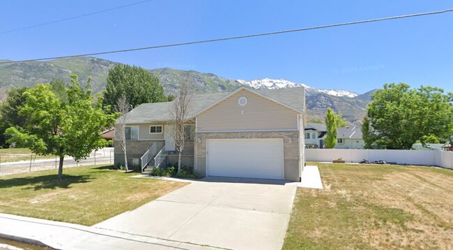 Building Photo - 1482 N 600 W