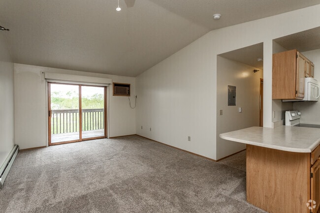 3BR 950 SF - Living Room - Oak Crossing