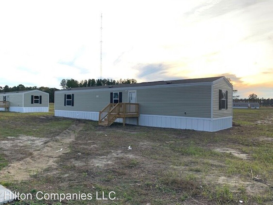 Primary Photo - 3 br, 2 bath House - 160 Perry Dr.