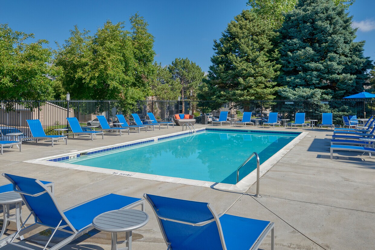 Alton Green Apartments in Denver, CO