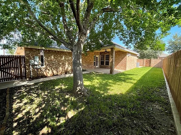 Building Photo - 3201 Southridge Ct