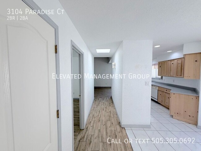 Foto del edificio - 3104 Paradise Ct SE