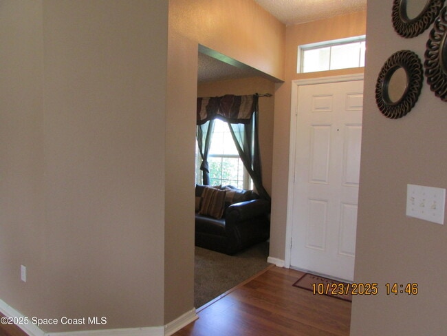 Foto del edificio - 534 White Plains Ave SW