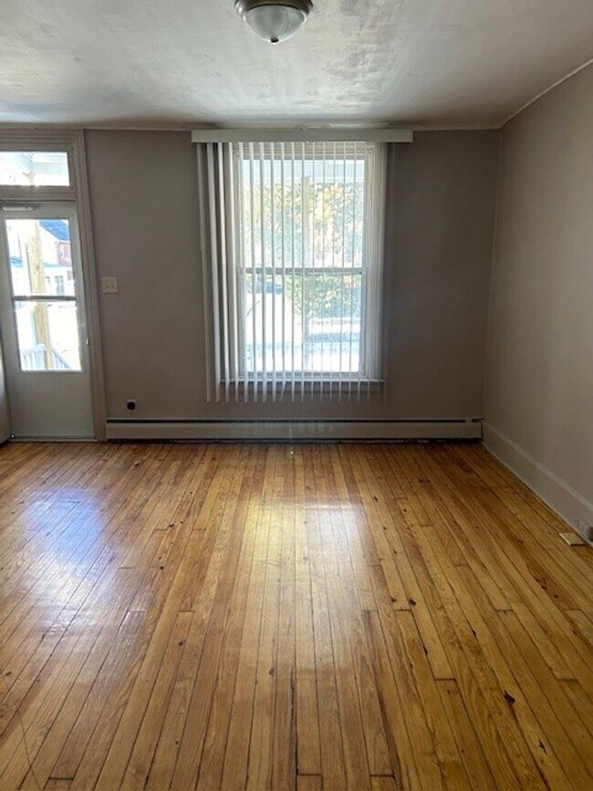 Foto del edificio - Harrisburg School District 4 Bedrooms 1 Ba...