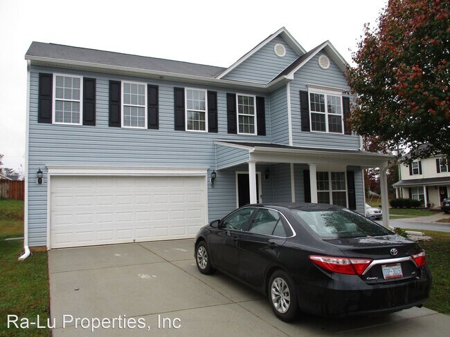Foto del edificio - 4 br, 2.5 bath House - 4511 Greenmanor Dr