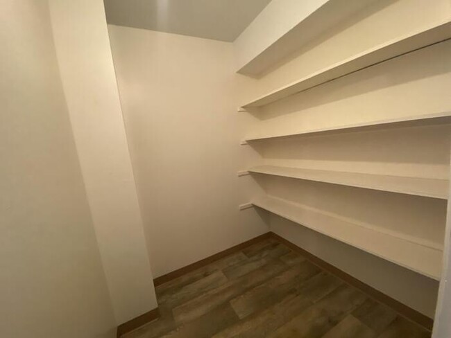 Foto del edificio - 828 12th St