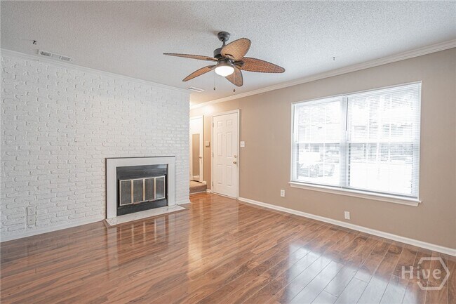 Foto del edificio - 34 Hidden Lake Ct