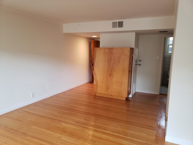Building Photo - 312 Parnassus Ave