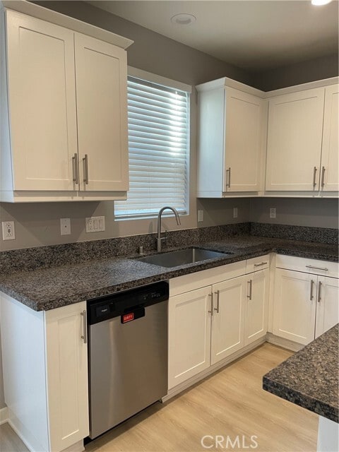 Building Photo - 7002 Silverado St