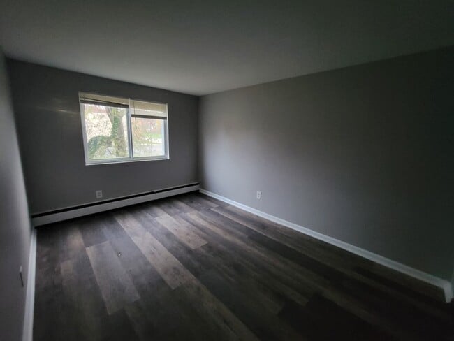 Foto del edificio - 1817 Garfield Rd