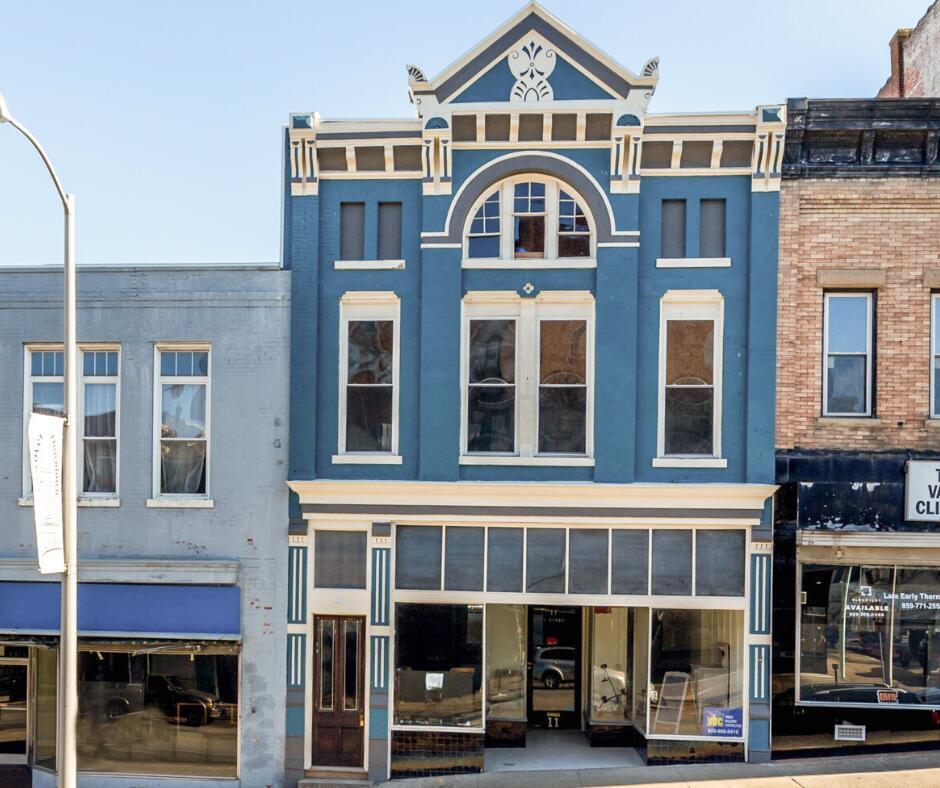 9 S Main St, Winchester, KY 40391 Room for Rent in Winchester, KY