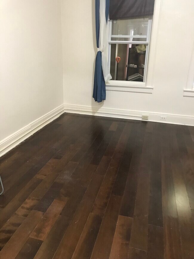 Foto del edificio - 7123 68th St