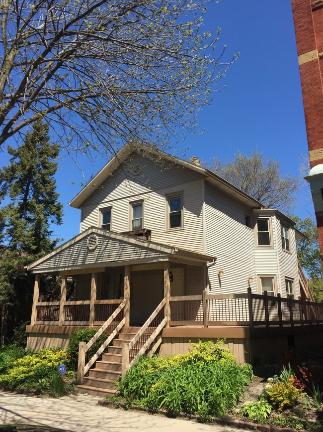 Building Photo - 1722-1724 N Franklin Pl