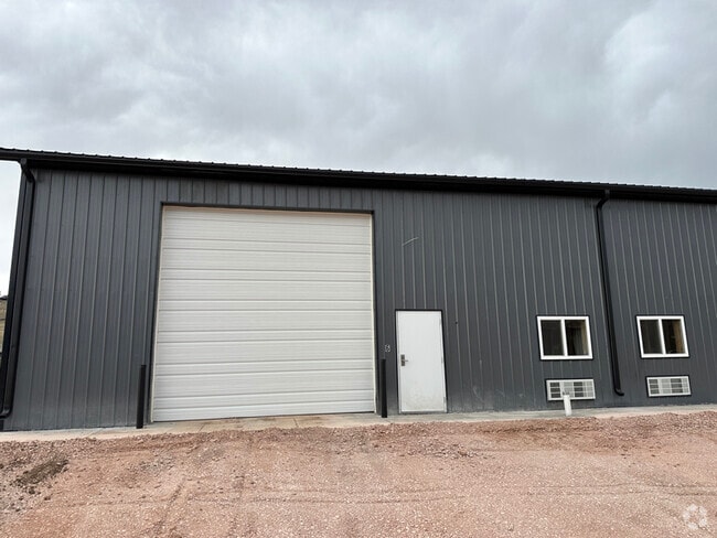 Building Photo - 11255 Quaal Rd