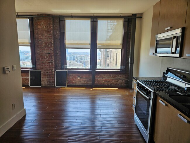 Foto del edificio - 460 S Spring St