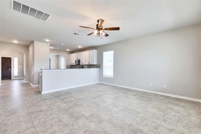 Building Photo - 5905 Giovanni Pl