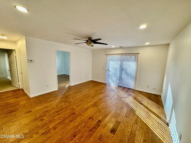 Foto del edificio - 15266 Campus Park Dr