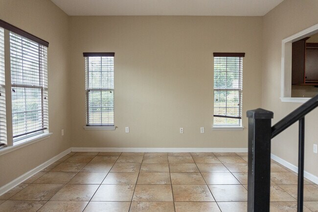 Foto del edificio - 2295 Del Carmel Way