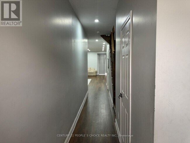 Building Photo - 597 Remembrance Rd