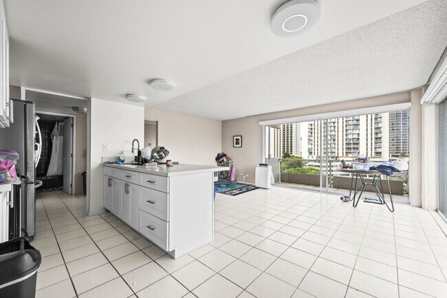 Foto del edificio - 240 Makee Rd