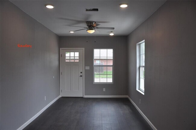 Building Photo - 3810 Rawley St