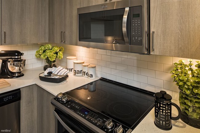 Foto del edificio - 1 br, 1 bath  - 846 Broken Sound Pkwy NW