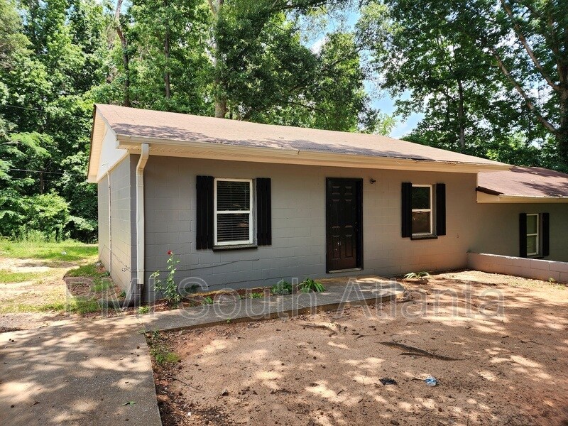 Primary Photo - 131 Callie Rd
