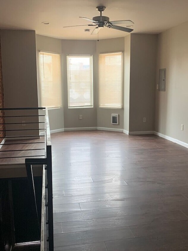 Foto principal - 1854 Clarence St