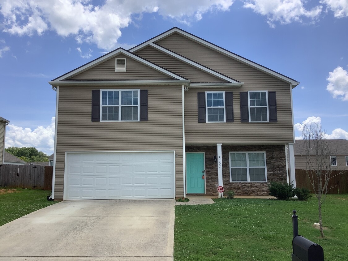 7132 Lawgiver Circle House Rental in Corryton, TN