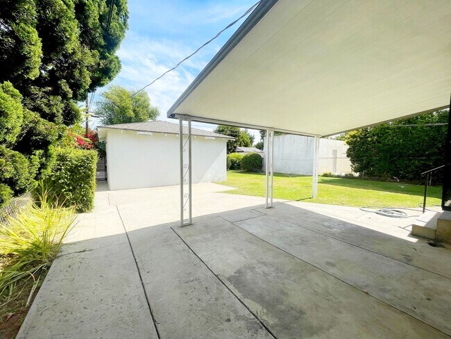 Foto del edificio - Beautiful Apartment in Small Duplex