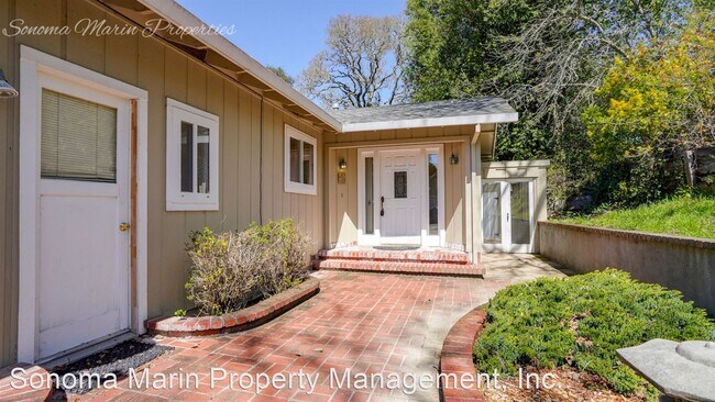 Foto del edificio - 2 br, 2.5 bath House - 9965 Bodega Hwy