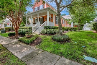 Building Photo - 1705 Doldridge St