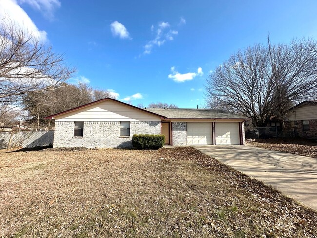 Building Photo - Update 4 bedroom 2 bath in Killeen TX