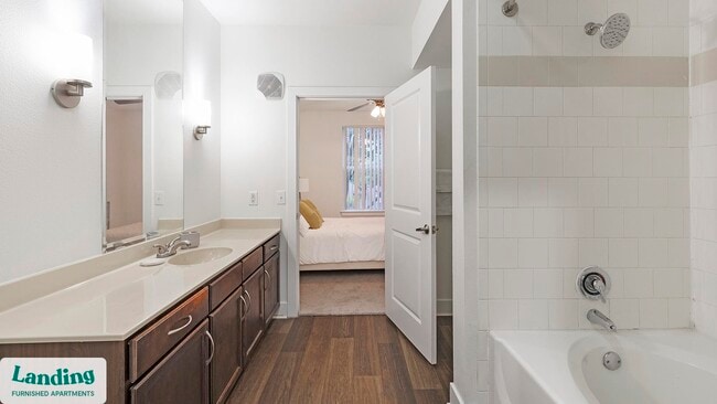 Foto del edificio - 7373 Valley View Ln