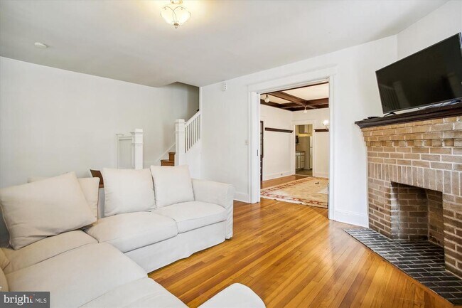 Foto del edificio - 1407 Shepherd St NW