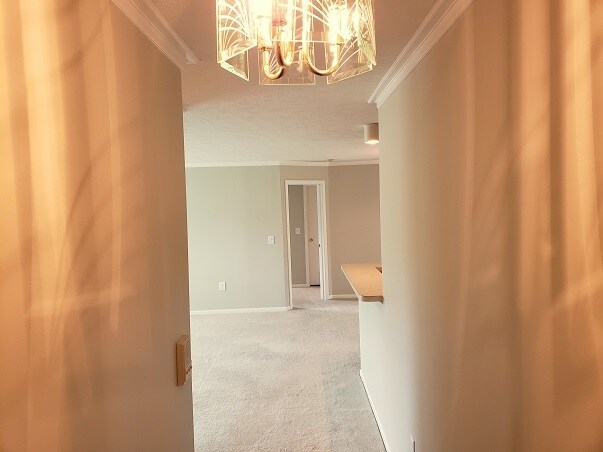 Building Photo - 6661 Hedington Square