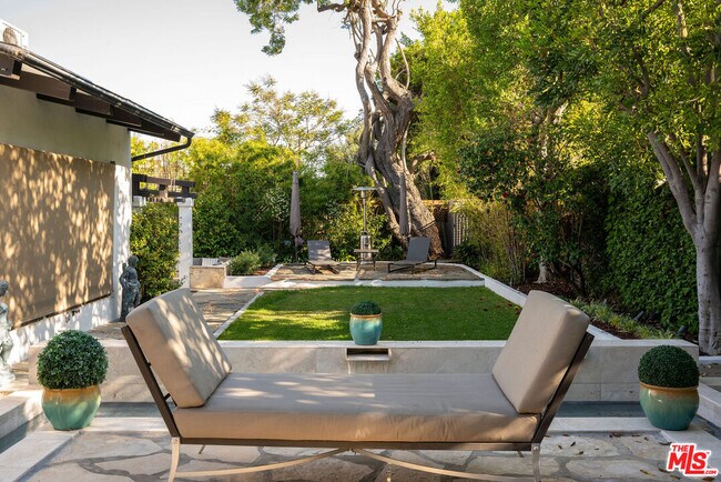 Foto del edificio - 1323 Club View Dr