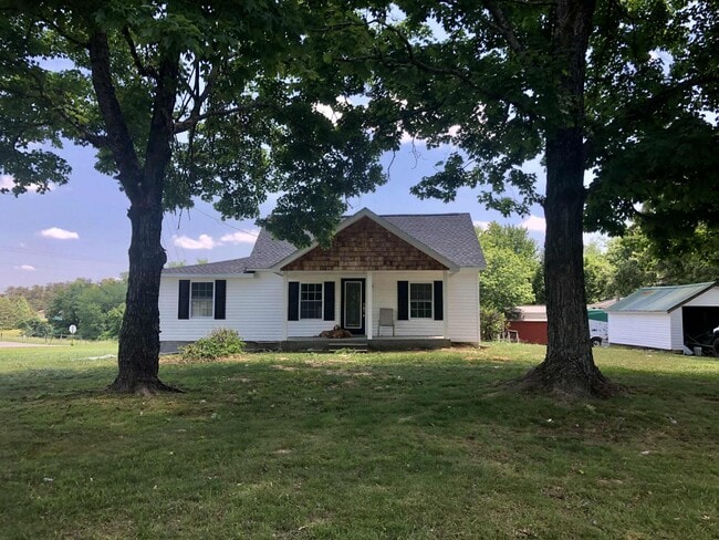 Building Photo - 1764 Quinland Lake Rd