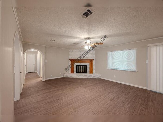 Building Photo - 2315 Koko Dr