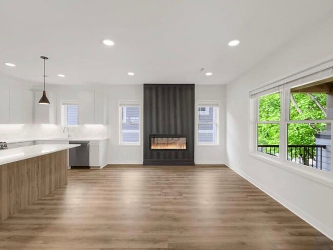 Foto del edificio - 5337 Drew Ave S