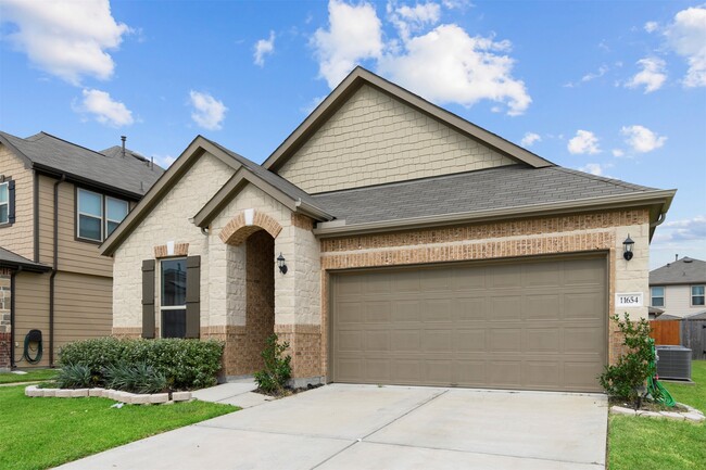 Foto del edificio - 11654 Rosewood Forest Ct