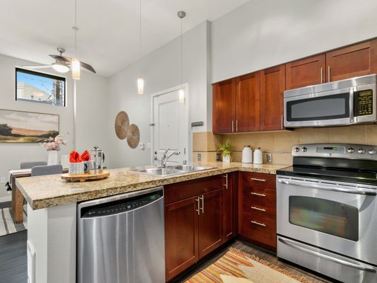 Foto del edificio - 5440 Leary Ave NW
