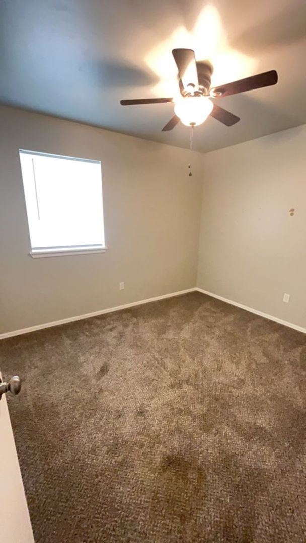 Foto del edificio - 216 Versailles Ave