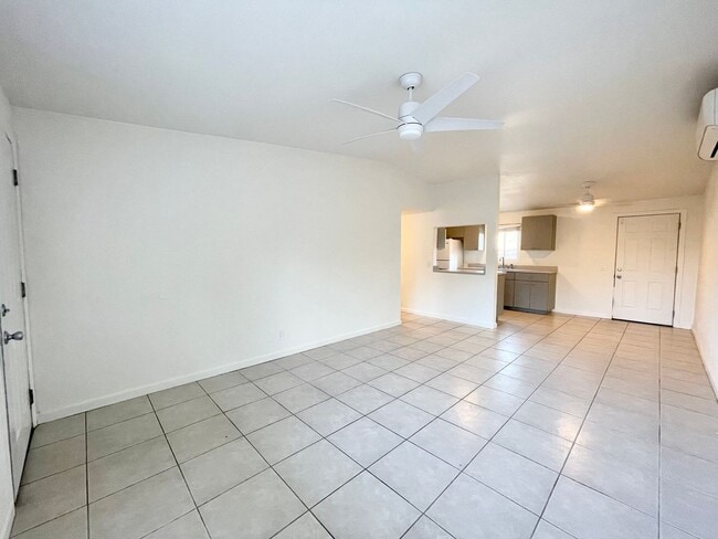 Foto del edificio - COMING SOON !1 Bedroom  / 1 Bathroom Condo in Cathedral City