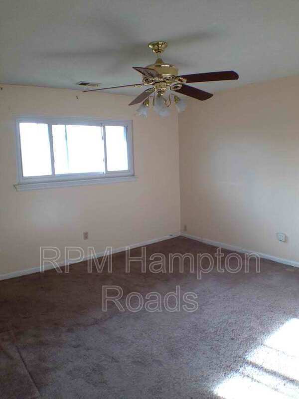 Foto del edificio - 748 Tanoak Ct