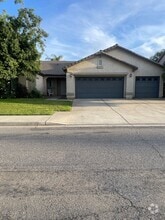 Building Photo - 2331 E Lewis Ct